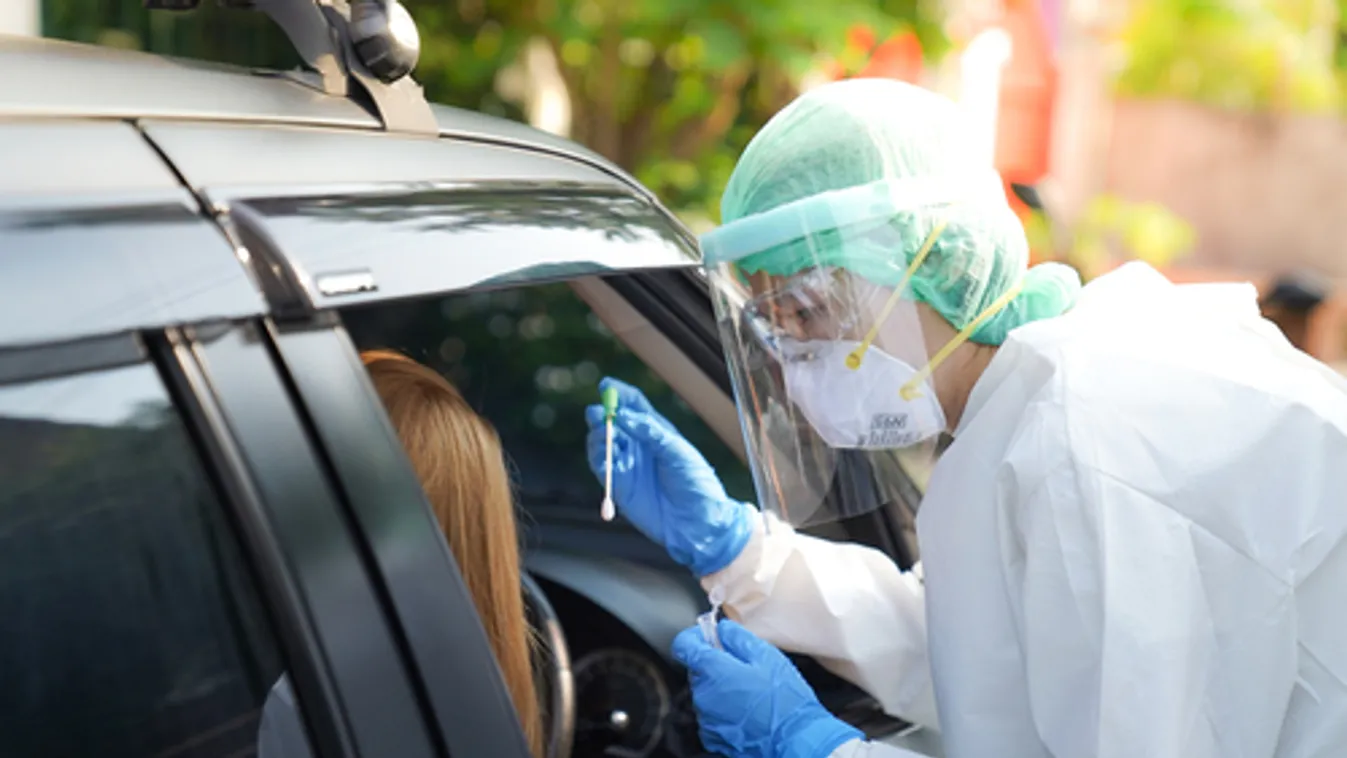 Szlovákia újabb országos tesztelésbe kezd, és szigorít a kijárási korlátozásokon