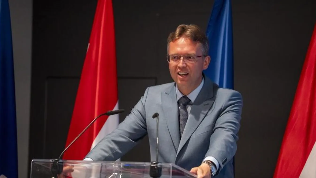 Űripari hálózat létrehozásáról született megállapodás