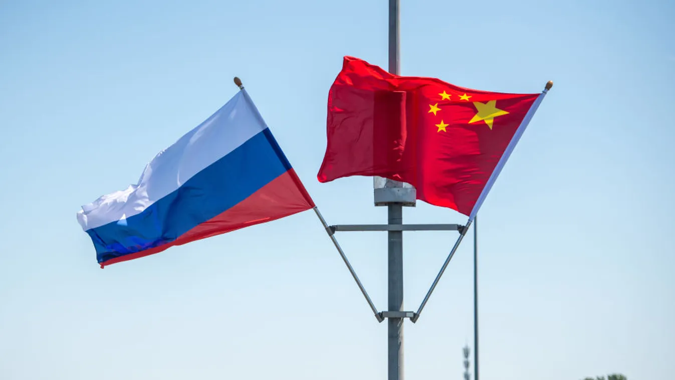 Hszi Csin-ping szerint Kína kész arra, hogy 2025-ben „új magasságra" emelje kapcsolatait Oroszországgal