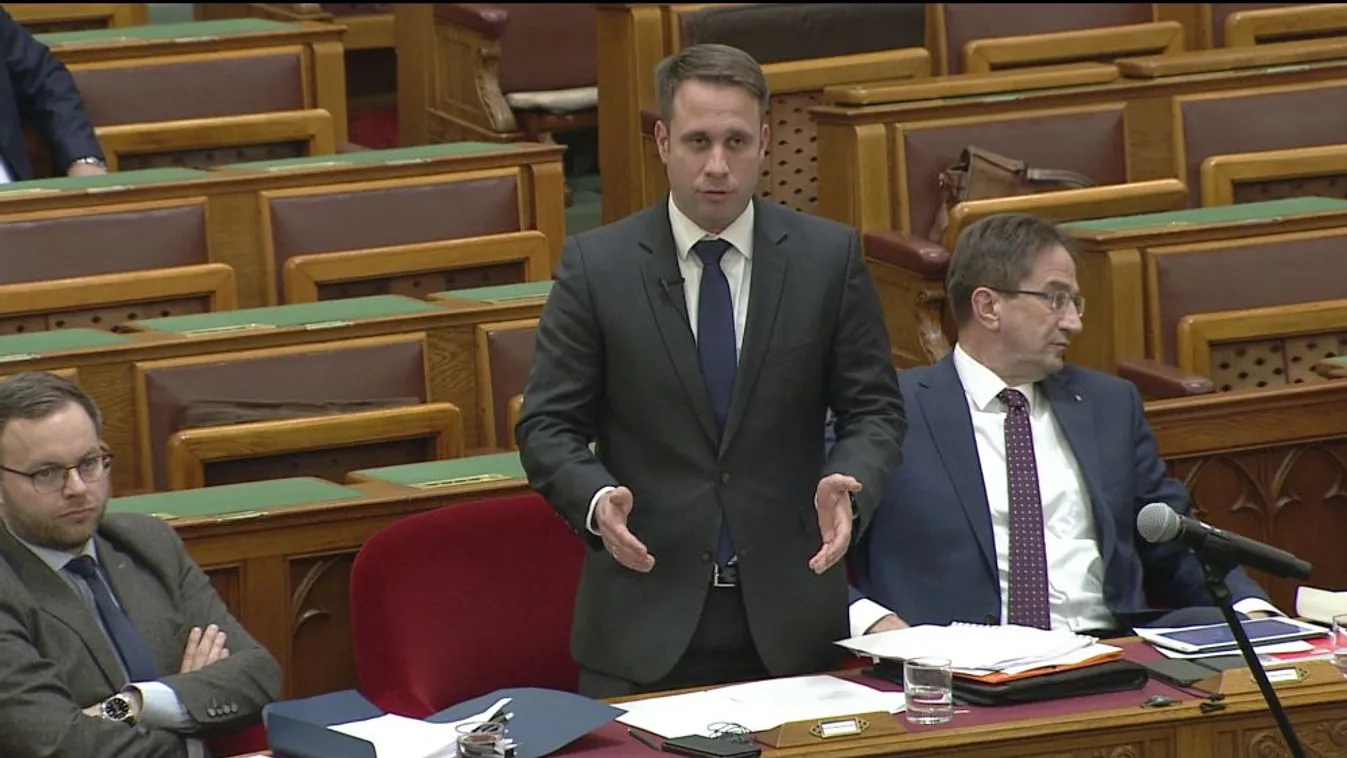 Dömötör Csaba: Az MSZP legalább ne nézze madárnak az embereket