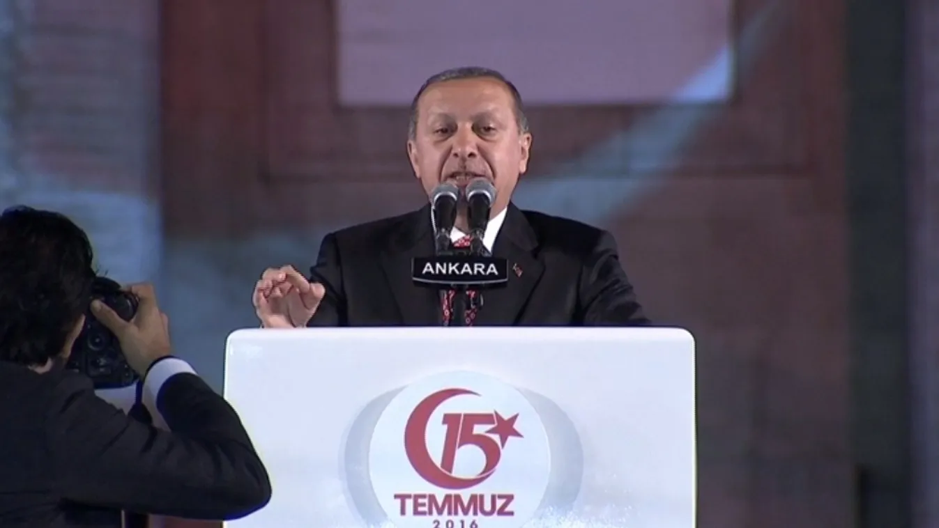 Már politikusok rokonait is fenyegetik Erdogan támogatói