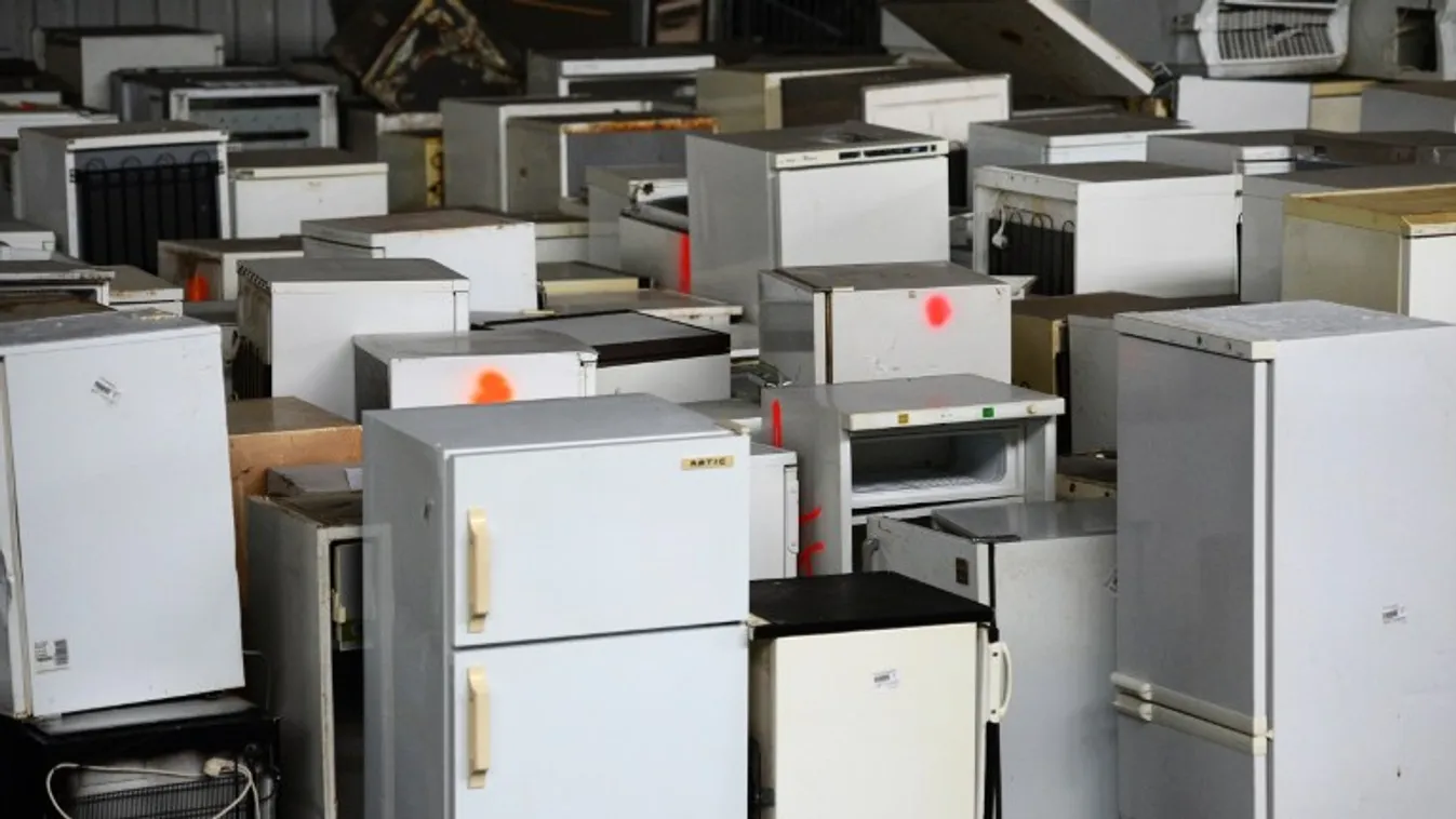 Jól halad a hűtőcsere program