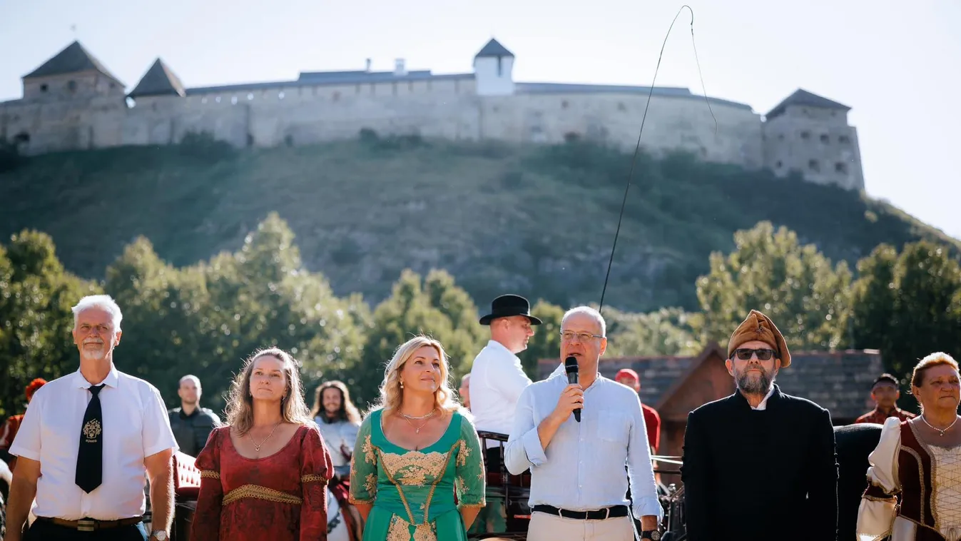Navracsics Tibor: történelmünkből hazaszeretetet és bátorságot tanulhatunk