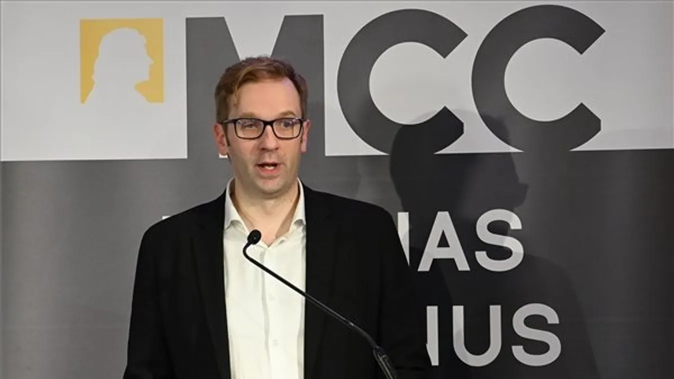 A magyar építészeti hagyományokhoz illeszkedő új központban kap helyet az MCC budapesti központja