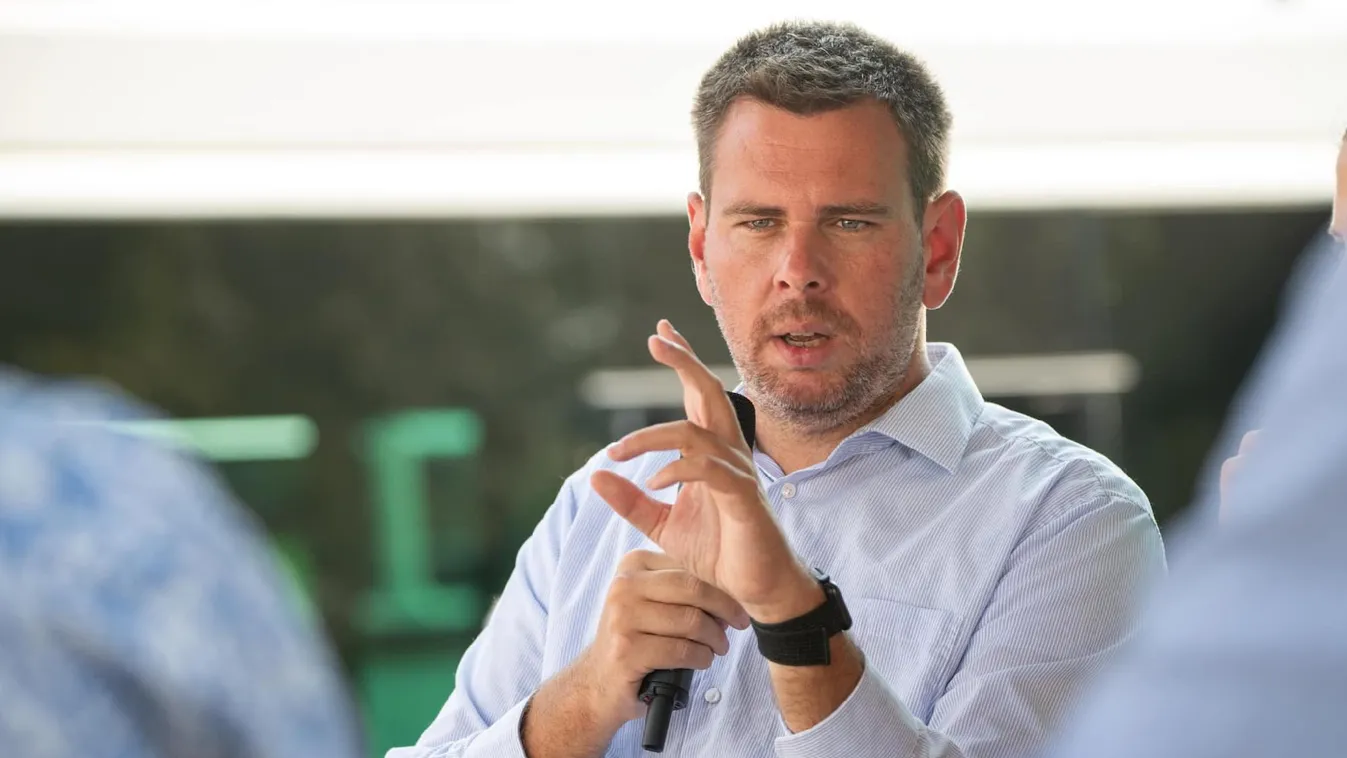 Vitézy Dávid: A plakátrongálás méltatlan Budapest főpolgármesteréhez