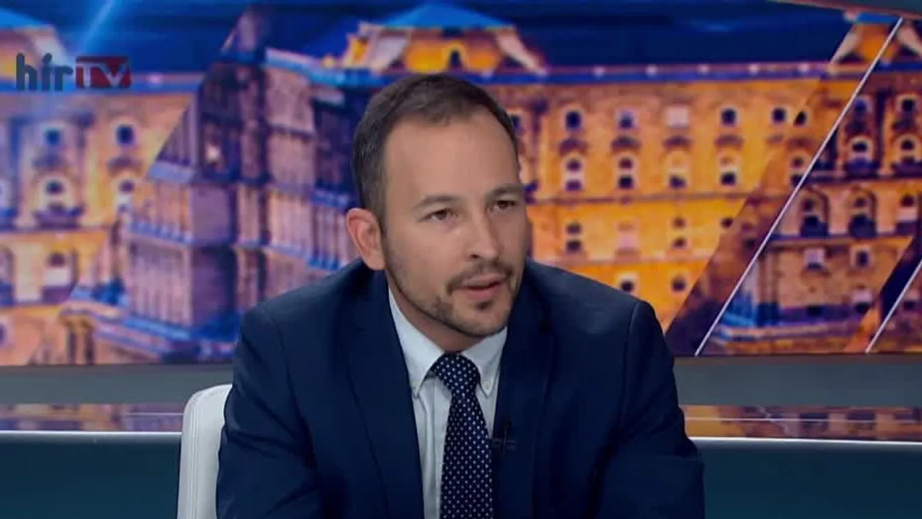 Schneller Domonkos: A 444 és sok más hírportál nagyon másik mozit néz