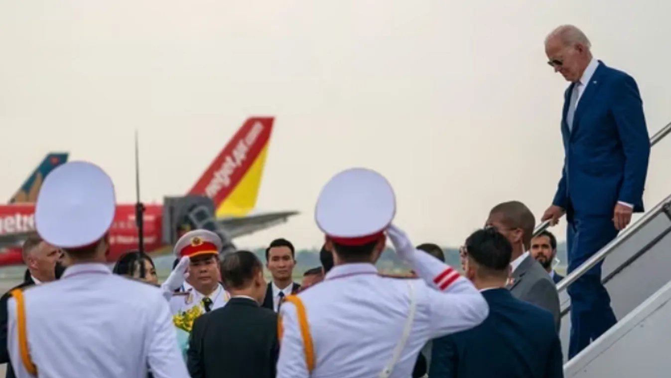 Joe Biden megérkezett Vietnamba, hogy a kommunista pártfőtitkárral tárgyaljon