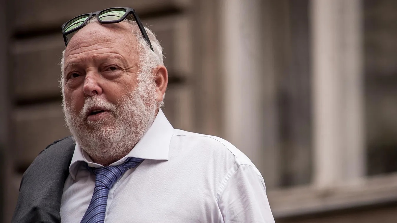 Döntöttek: törvénysértő volt Andy Vajnáék javára ítélni