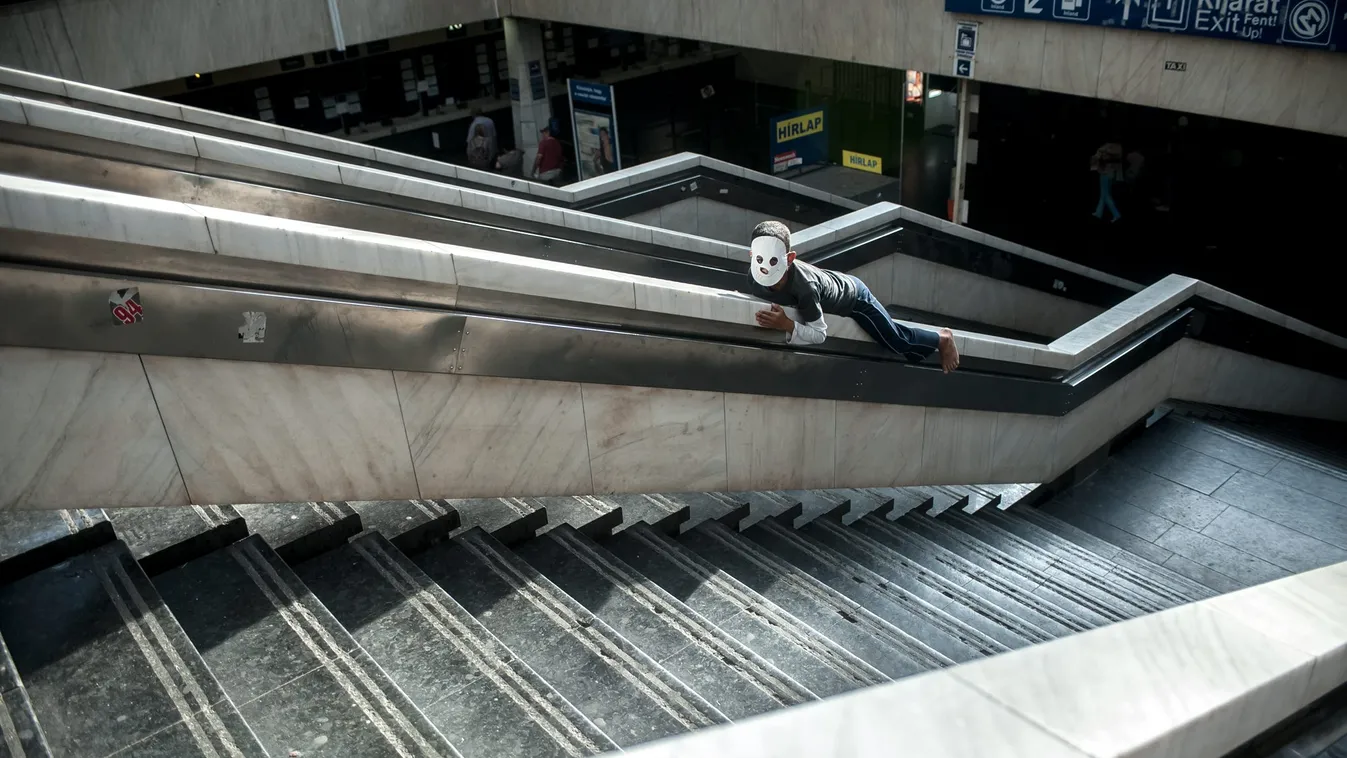 Magyarok és migránsok