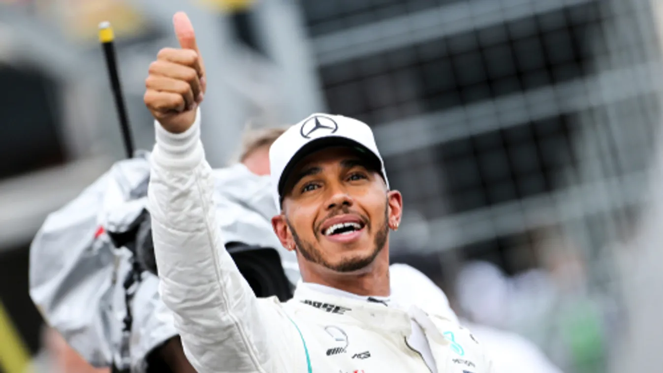 Hamilton rajt-cél győzelmet aratott