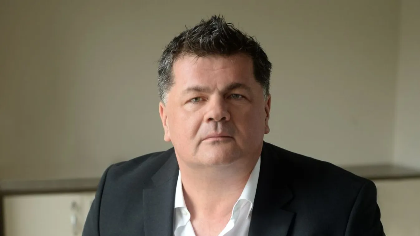 Üzlettársi kivásárlás a Simicska-érdekeltségeknél