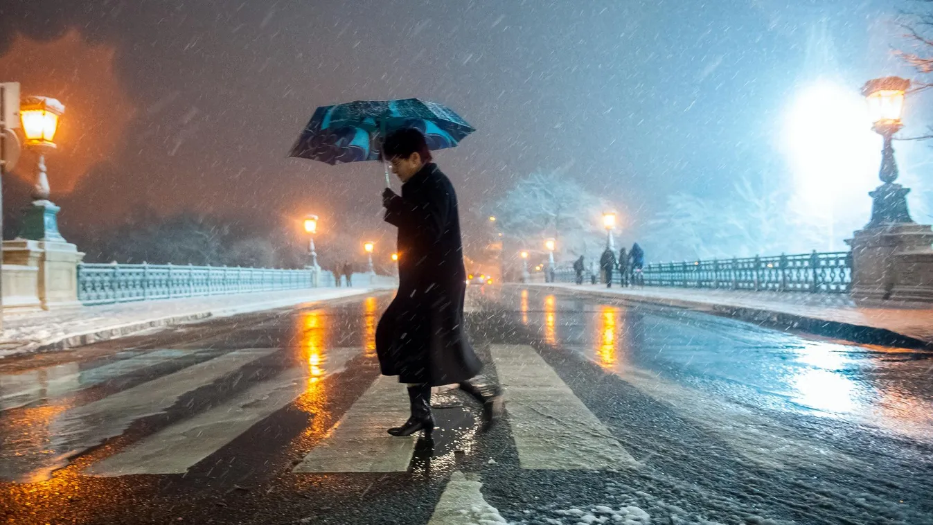 Egész éjjel dolgoztak az utakon