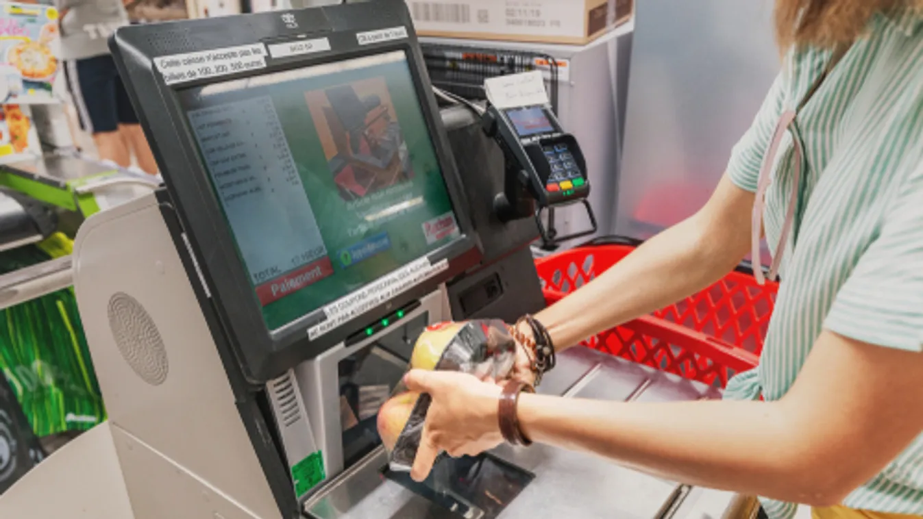 Visszaélésre figyelmeztet az Auchan