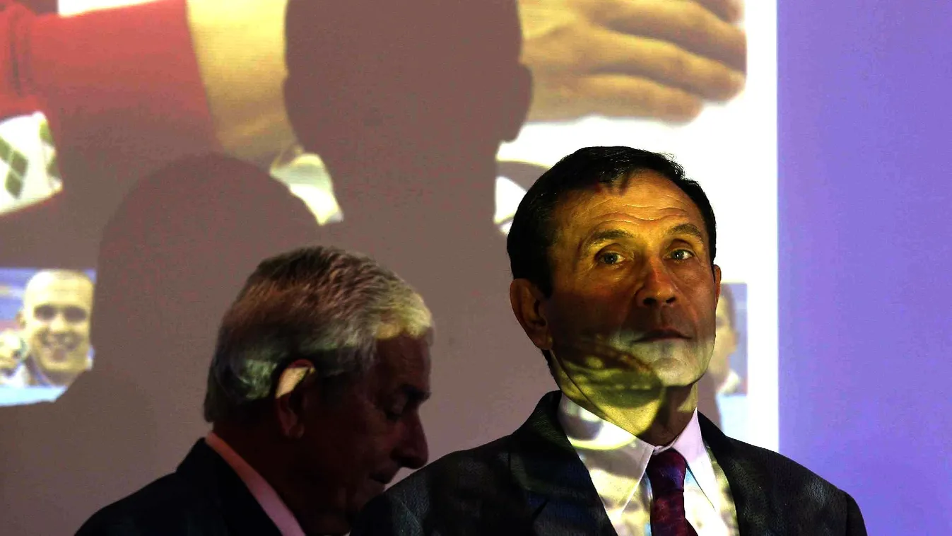 Vizsgálat indul az úszók gondjai miatt