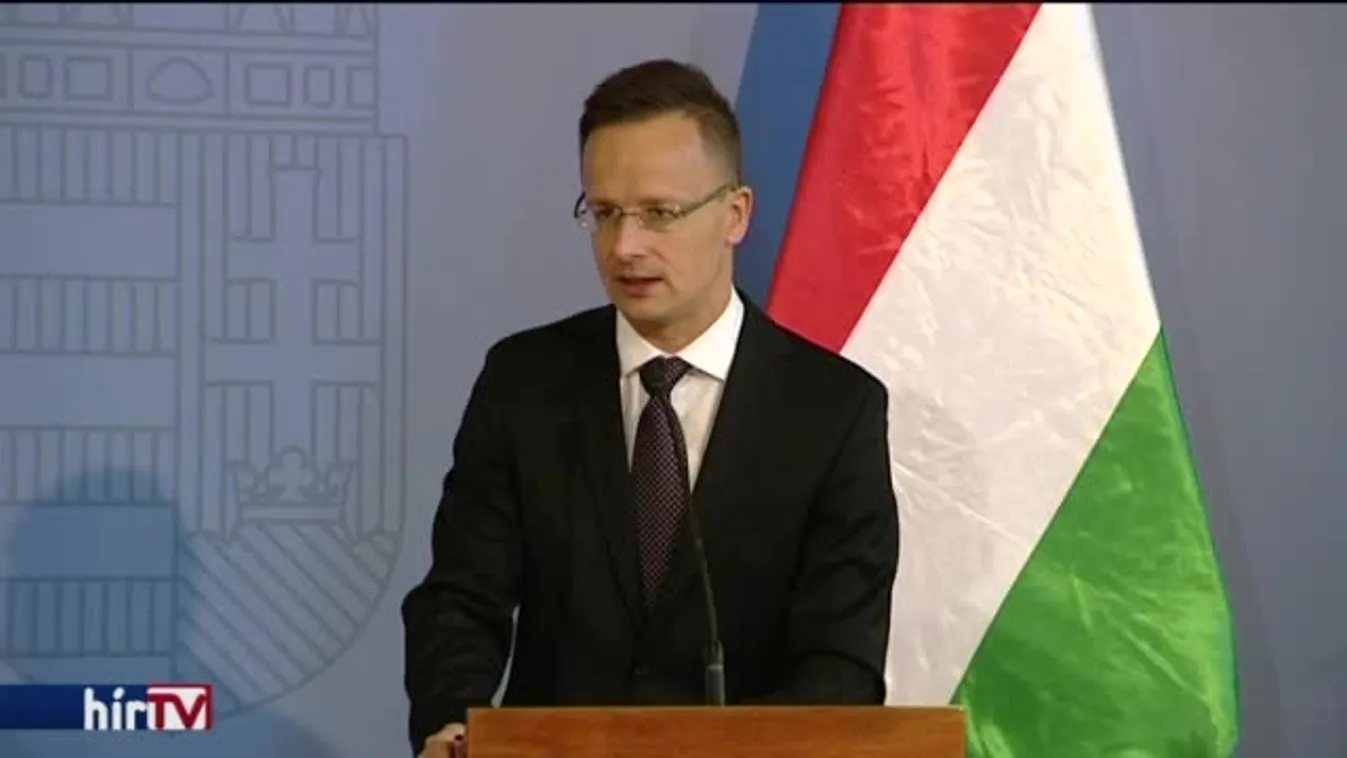 Szijjártó visszaszólt a kancellárjelöltnek