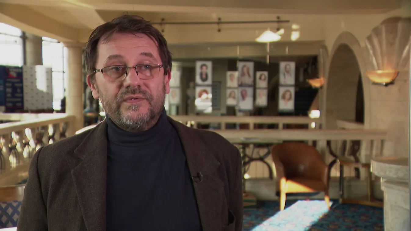 Radar - A háborúban nem hallgatnak a múzsák