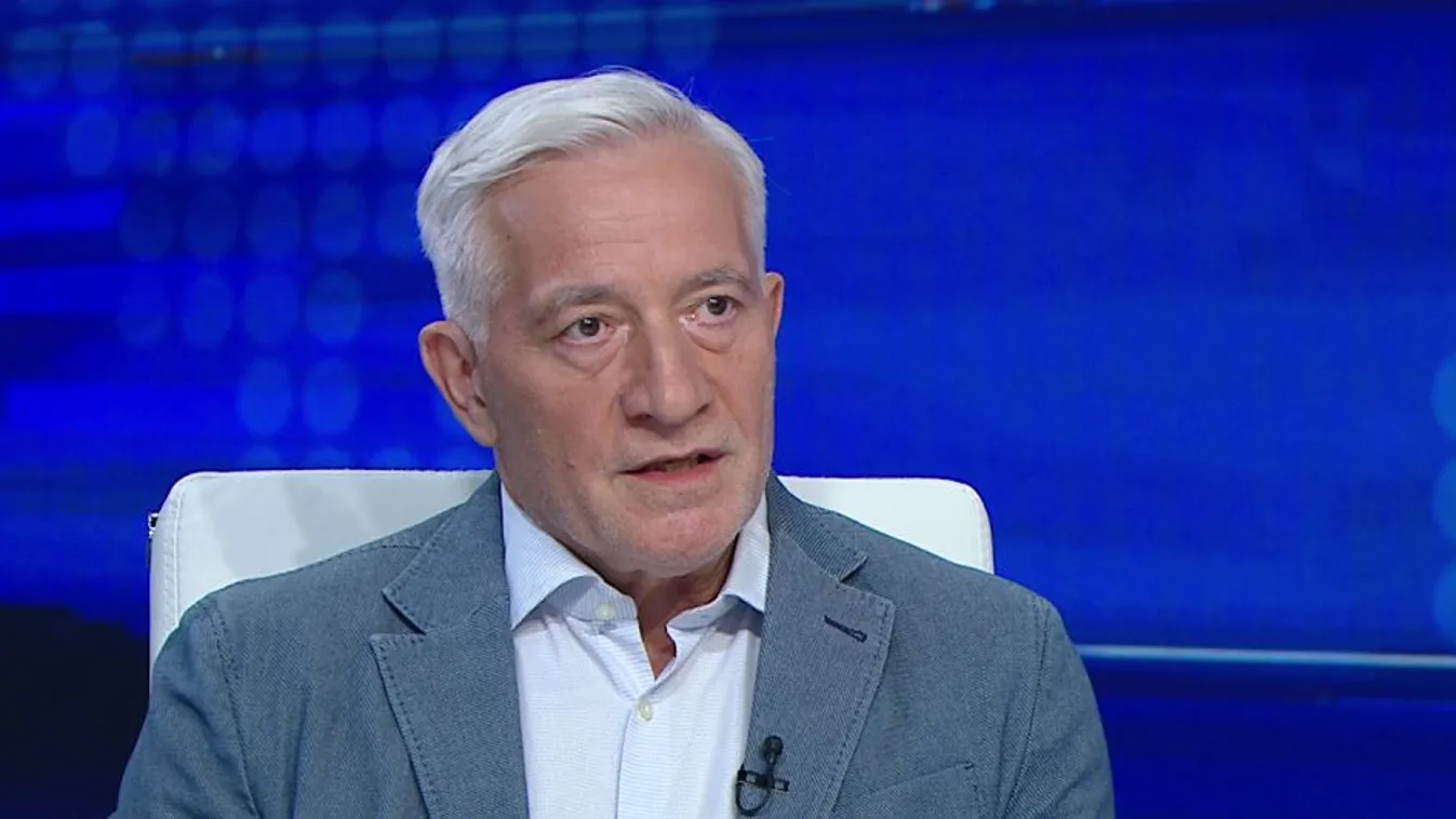 A Munkástanácsok a munkavállalókat is részesítené a gazdaság növekedéséből