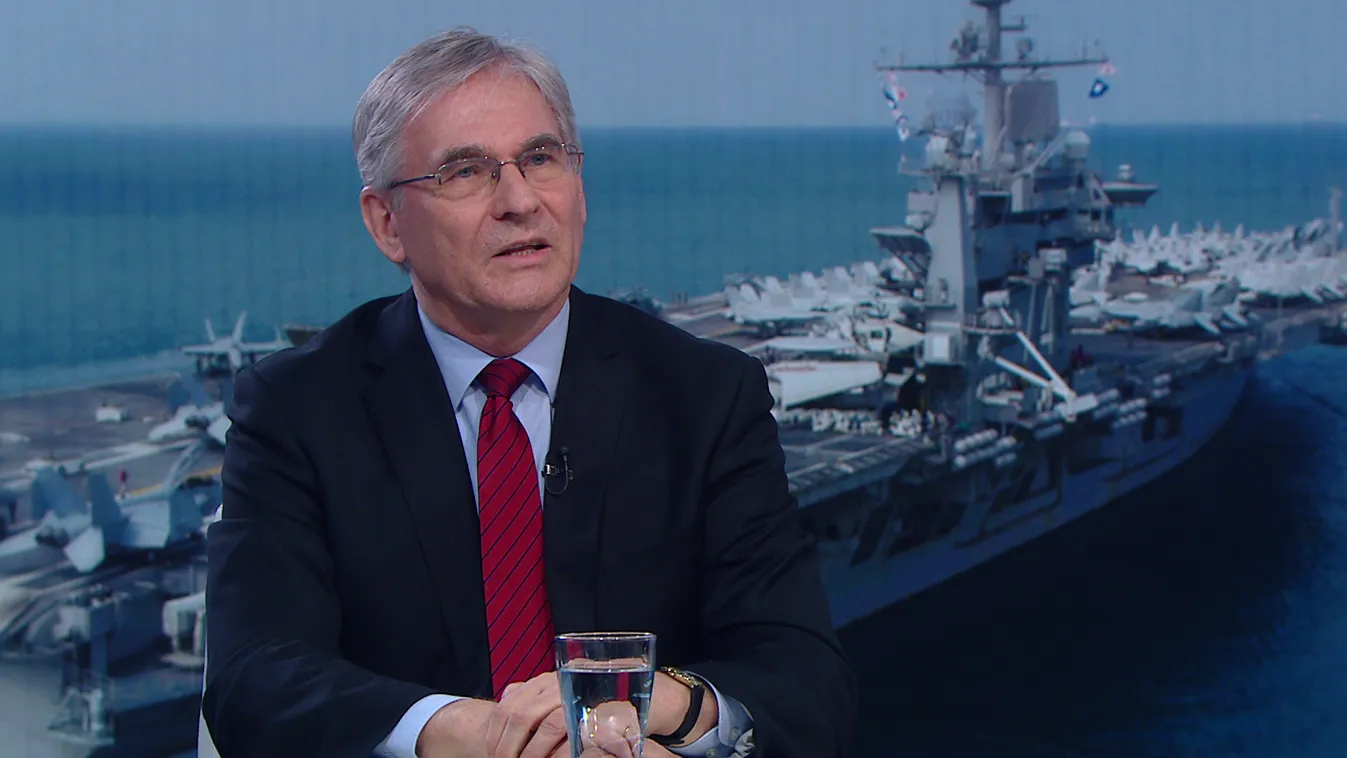 Magyarics Tamás: Feltehetően gondosan kalkuláltak Amerikában, hogy túl nagy haderő ne menjen Kelet-Európába