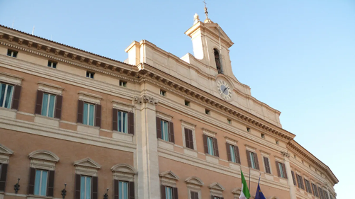 Nem tűri tovább a kettős mércét az olasz jobbközép