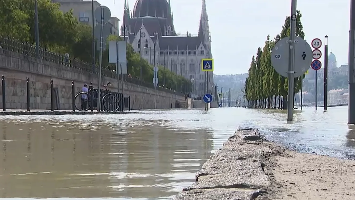 Várhatóan szombaton tetőzik a Duna Budapestnél + videó
