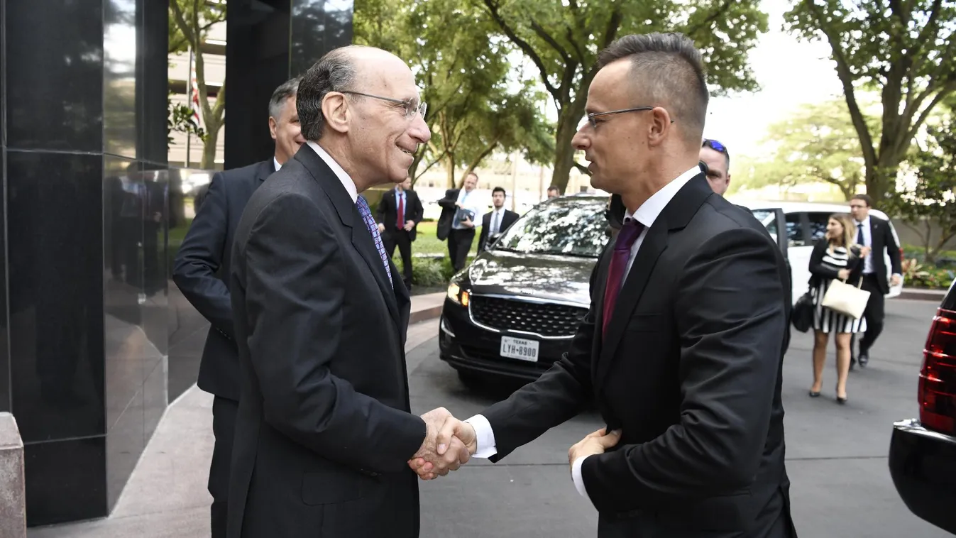 Külgazdasági és konzuli képviseletet nyitott meg Szijjártó Péter Houstonban