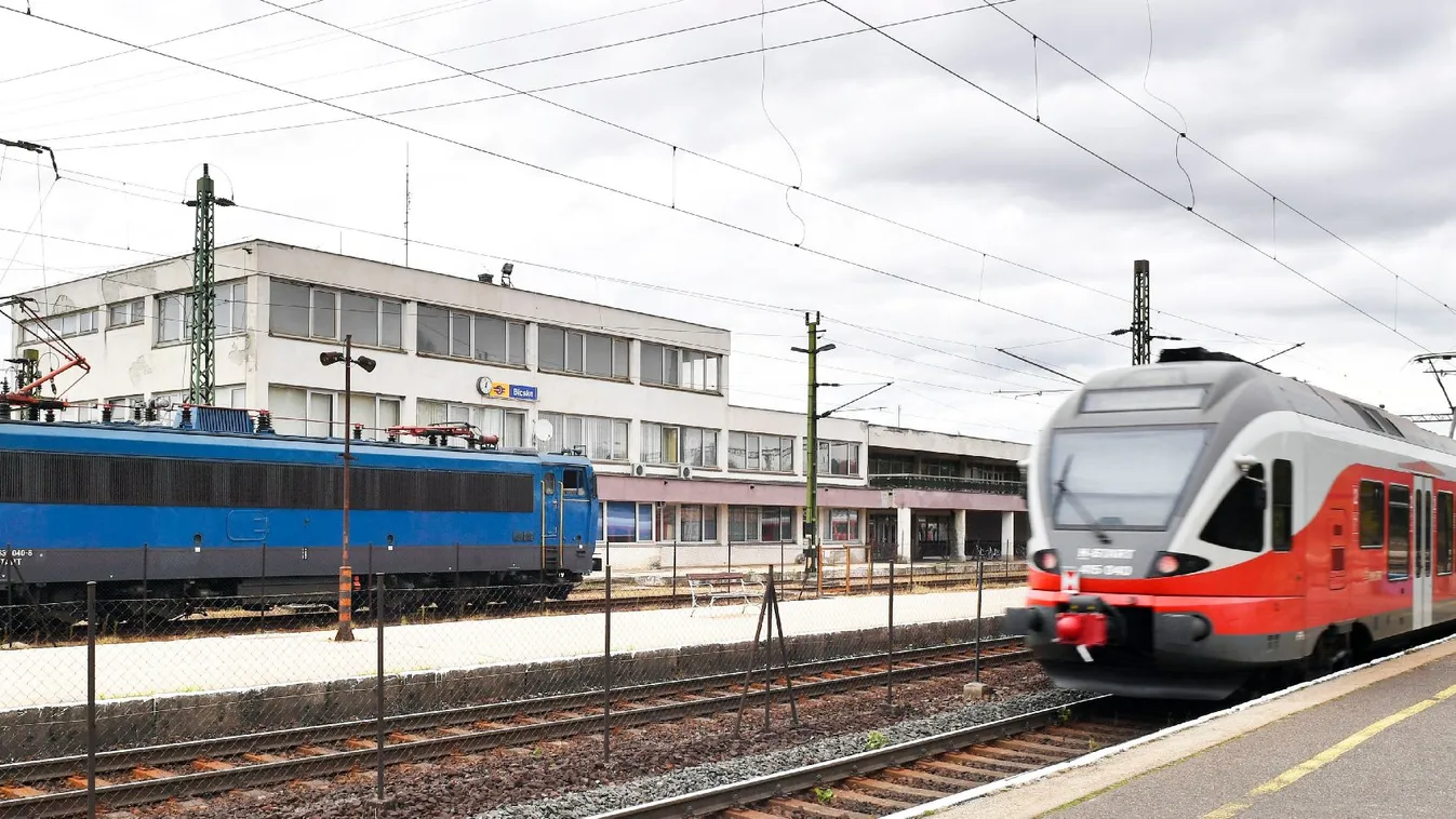 Hétfőtől eSzemélyihez is hozzárendelhető a vasúti bérlet