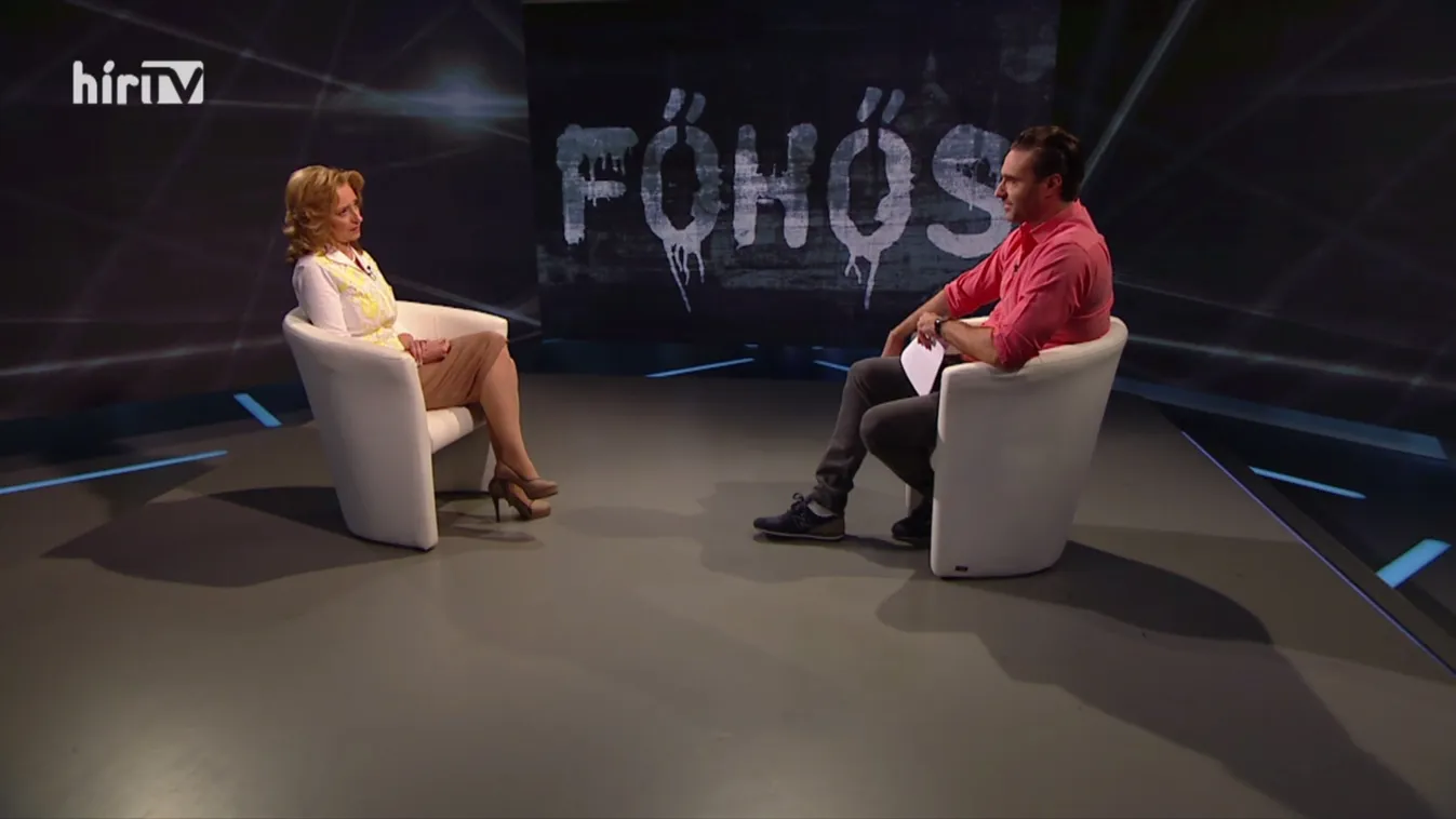 Főhős: Ferenc Orsolya, akit már tizenévesen vonzott a politika és az űrkutatás