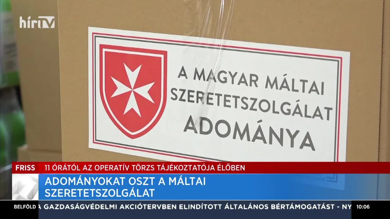 Adományokat oszt a Máltai Szeretetszolgálat