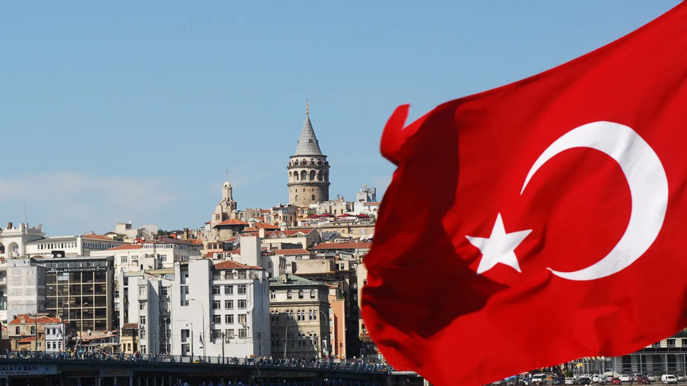 Több migráns meghalt egy kisbusz balesetében Törökországban