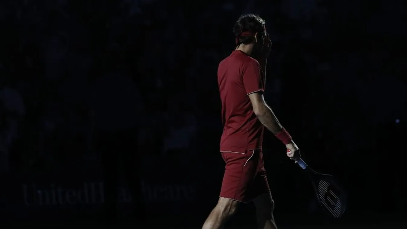 Bombameglepetések a US Openen: Federer és Sharapova is kiesett