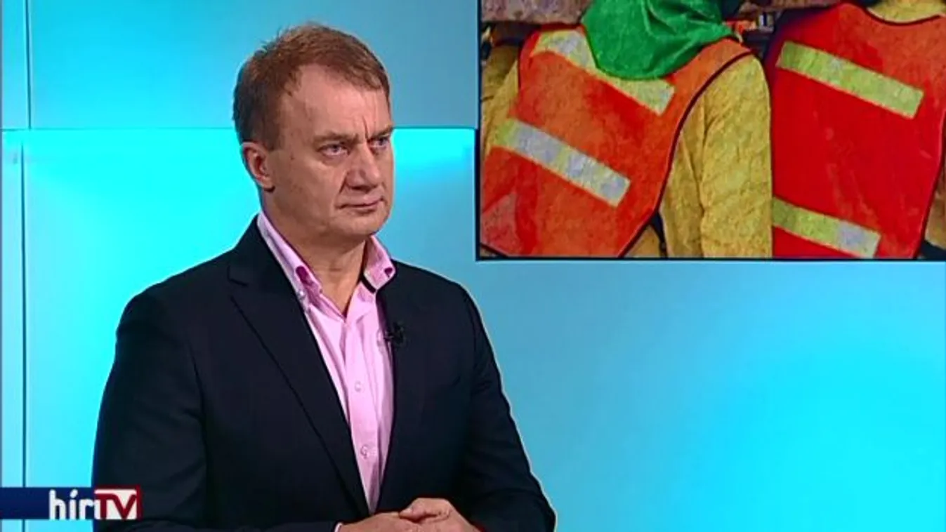 Minimálbért a közmunkásoknak!