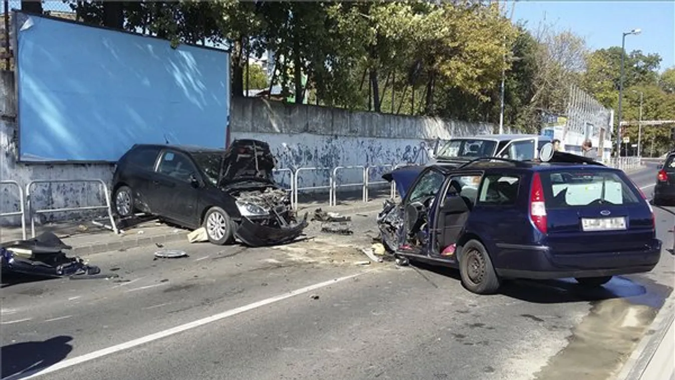 Tömegbaleset történt a rakparton