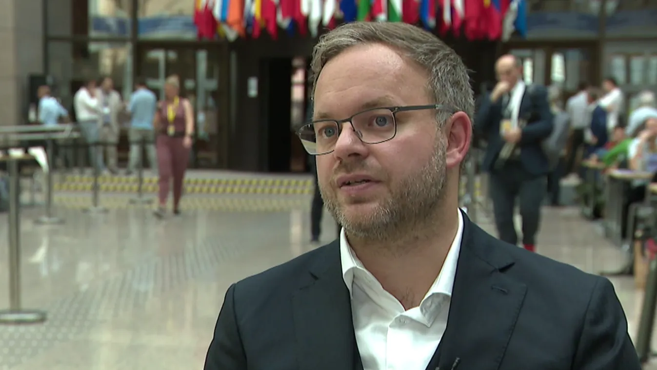 Európai híradó - Az európai parlamenti választási arányokat is figyelmen kívül hagyta az uniós csúcsvezetők kiválasztása + videó