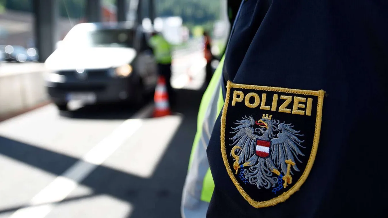 Enyhít a szigoron Ausztria