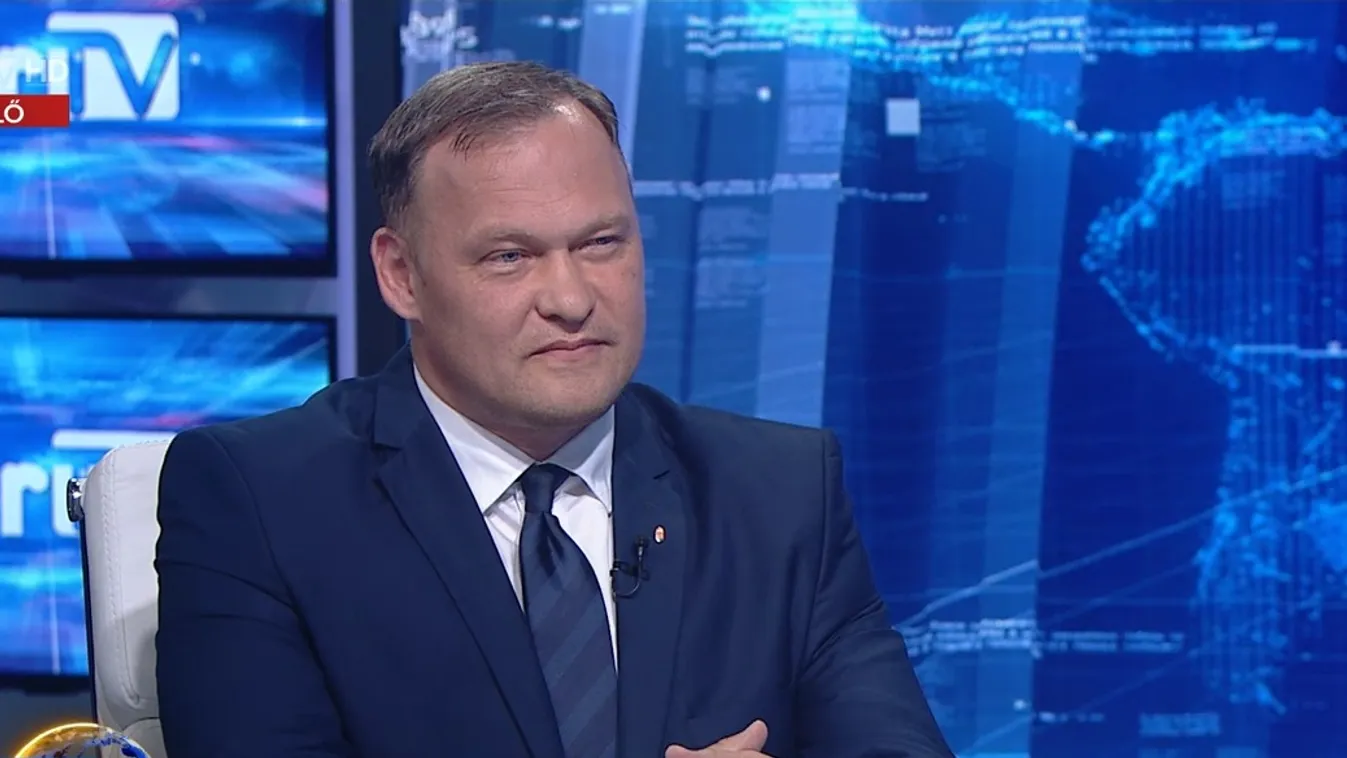 A képviselők állambiztonsági múltjának nyilvánosságra hozatalát sürgeti a Jobbik