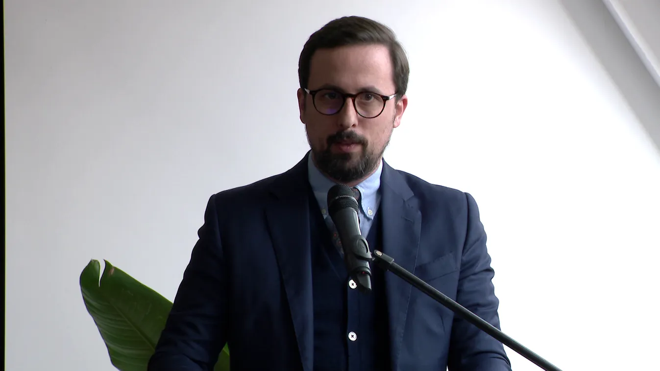 Törcsi Péter: Büszke tagjai vagyunk a NATO-nak