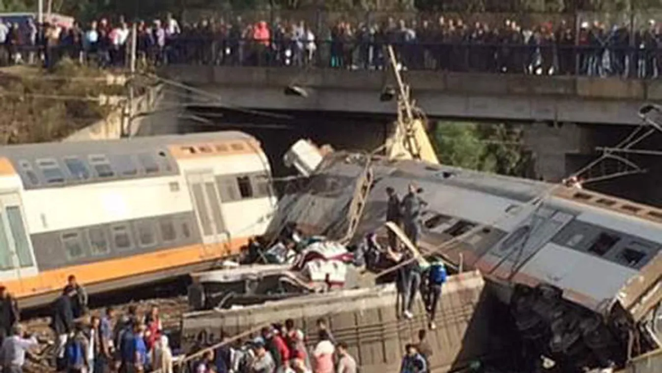 Négyen meghaltak egy vonatbalesetben