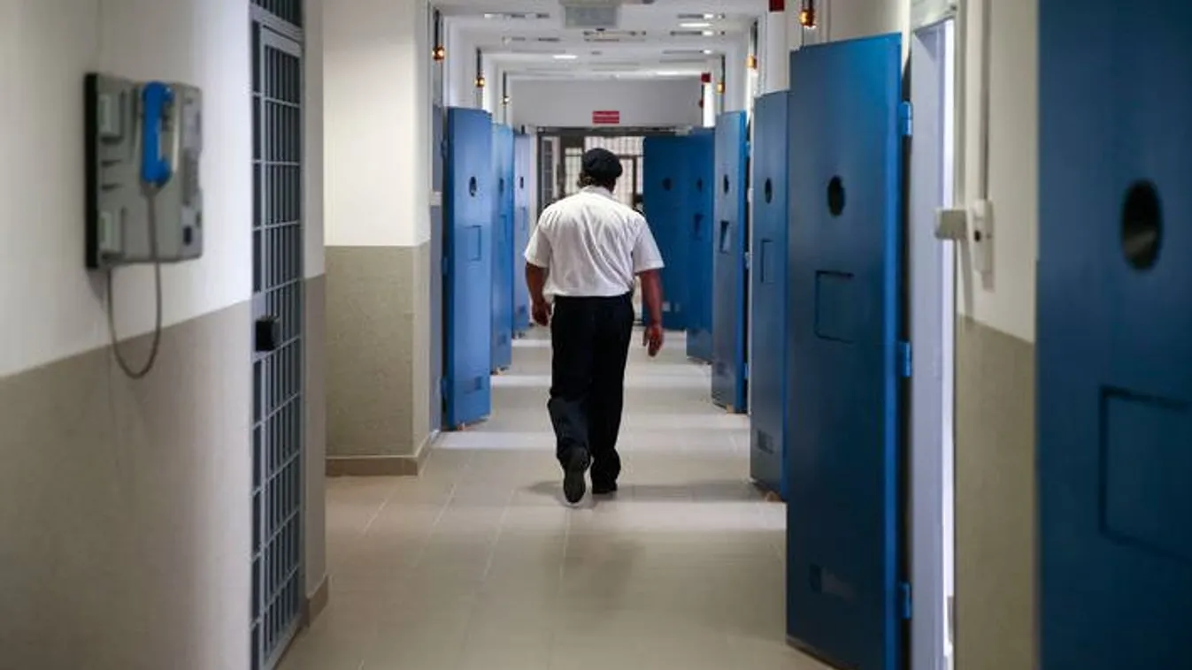 Börtönben tartották volna a gyermekeit kivégző győri férfit