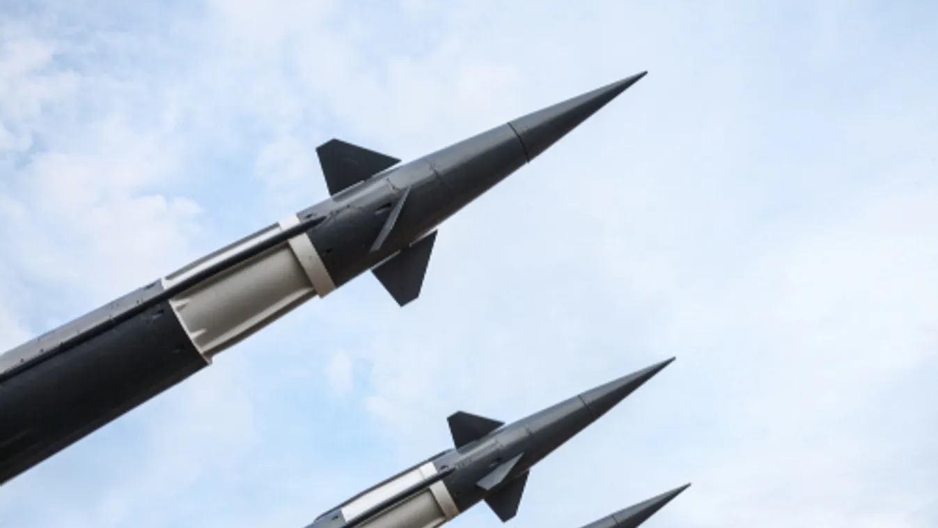 Dél-Korea és az Egyesült Államok rakétákkal válaszolt az észak-koreai rakétakísérletekre