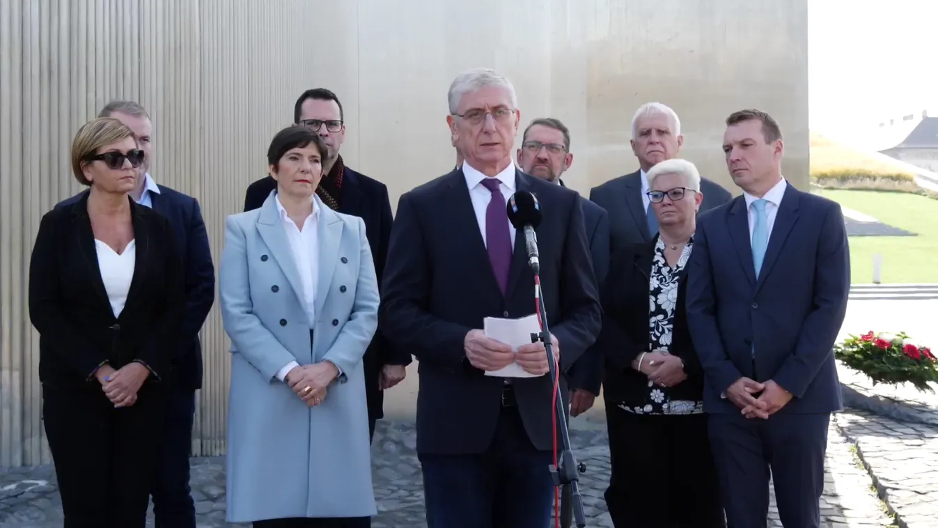 Gyurcsány Ferenc szerint már a DK az '56-os forradalom igazi örököse