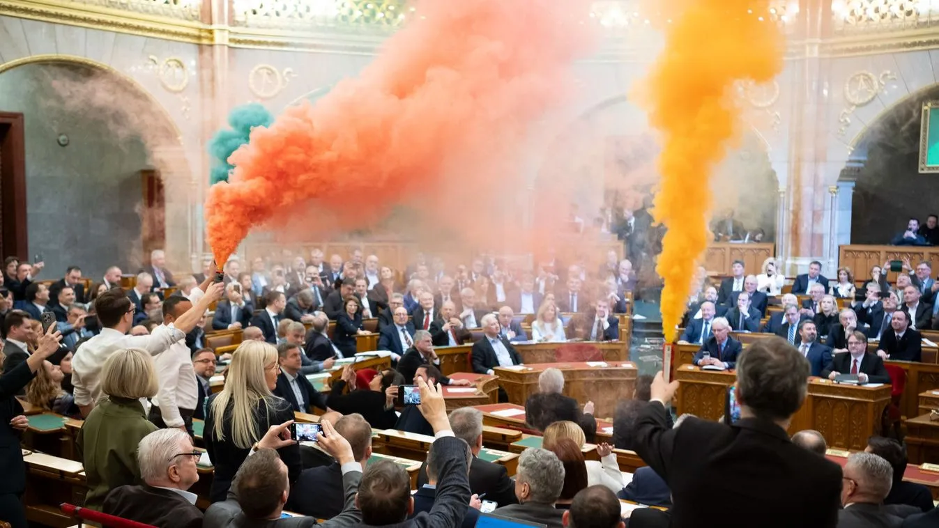 Akár tíz évre is börtönbe kerülhetnek a momentumos rendbontók