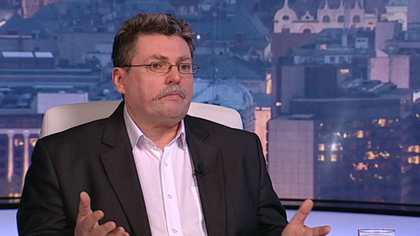 „A nemzet veje a mi lábunkon is áll”