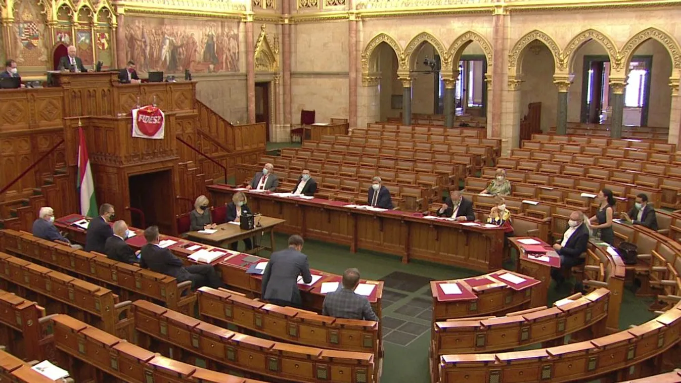 Szabó Tímea újra provokált az Országgyűlésben