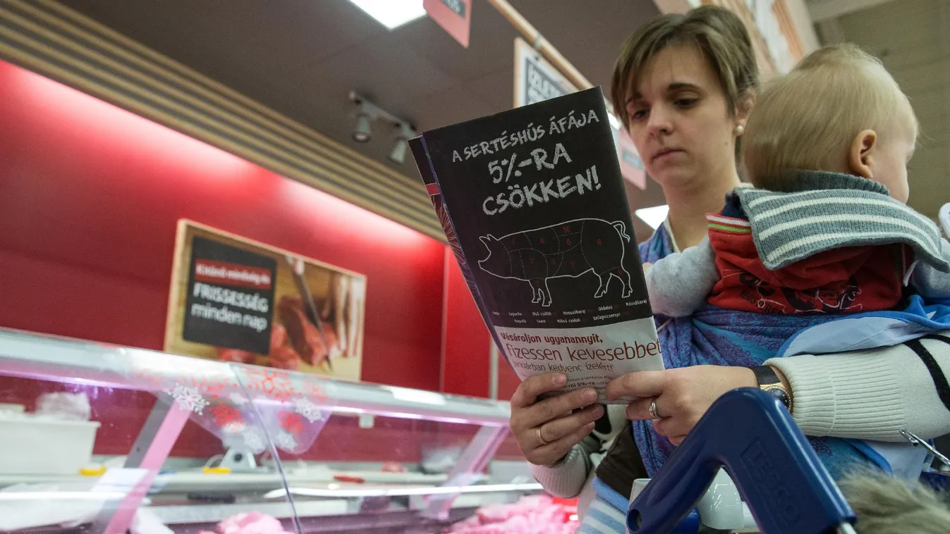 A hipermarketek engednek a sertéshús árából
