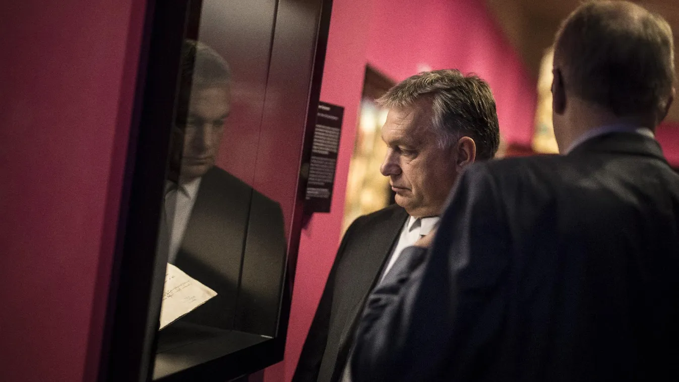 Papírforma – Reggeli járat