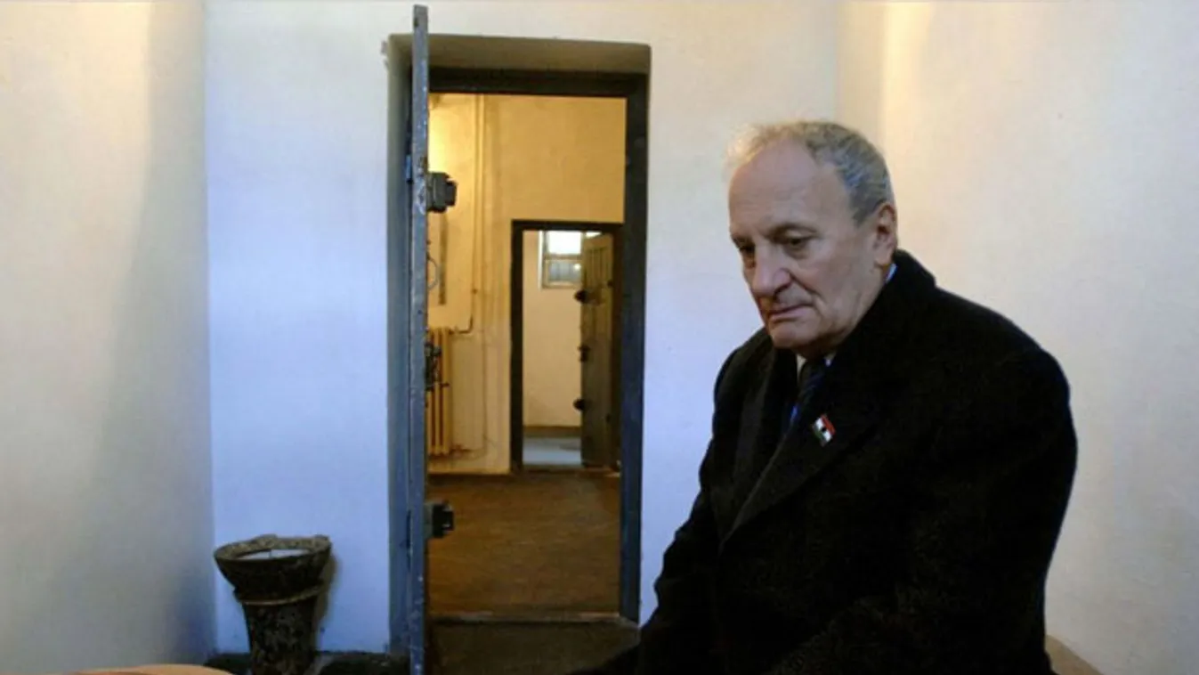 Elhunyt Fónay Jenő