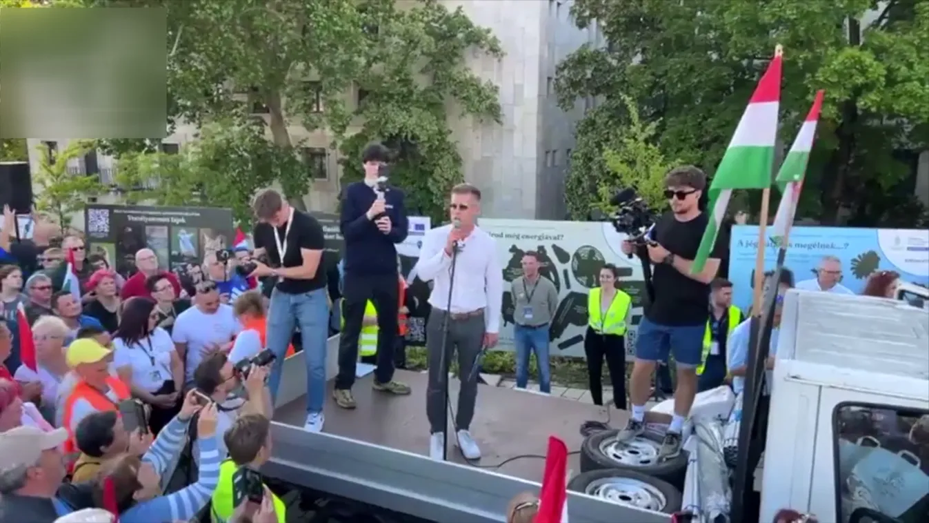 Féltek a tatabányai étterem dolgozói Magyar Péter híveinek őrjöngése miatt + videó