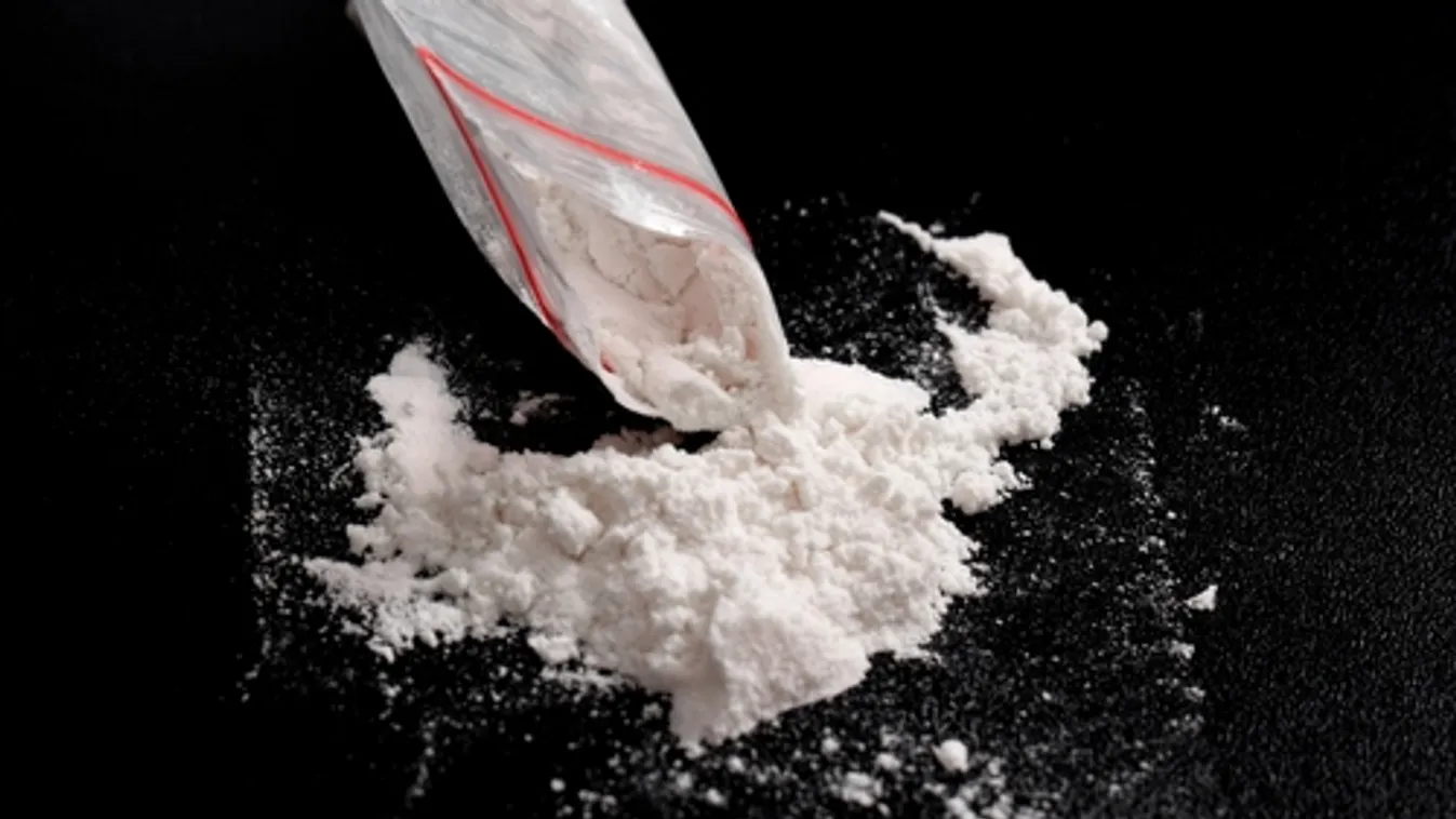 Hét kilogramm heroint találtak egy lengyel férfinél Ferihegyen