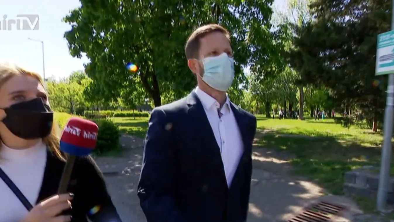 Válaszadás helyett inkább elmenekült a Hír TV stábja elől Tordai Bence