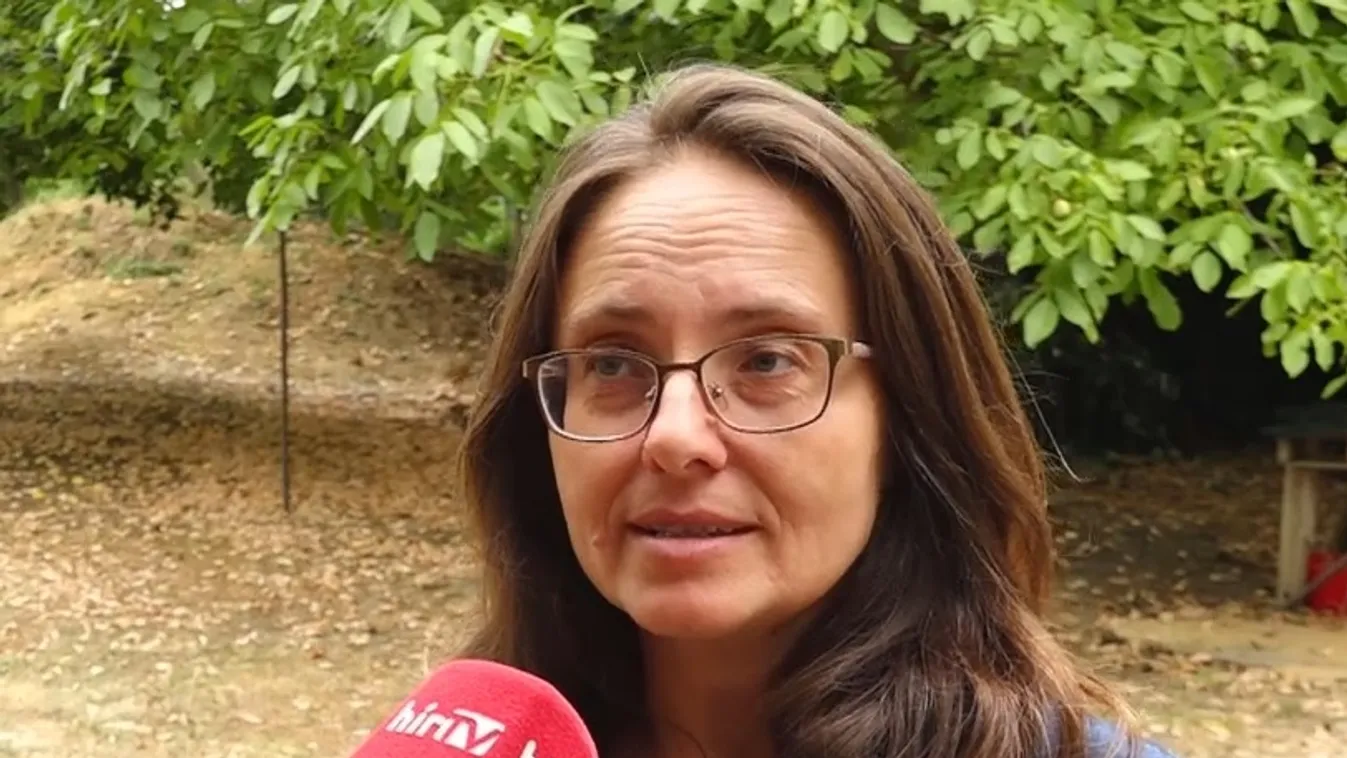 Játszóterek, parkok közösségi terek felújítását ígéri a kormánypártok képviselőjelöltje Pécsett + videó